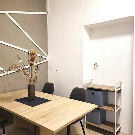 Gavran 2. * Baška Voda