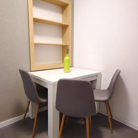 Gavran 2. * Baška Voda